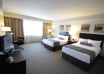 Crowne Plaza Leon by IHG hotel thumbnail 4