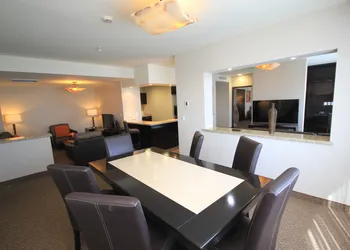 Crowne Plaza Leon by IHG hotel thumbnail 6