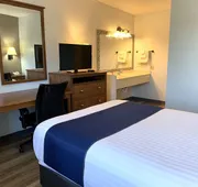 Cedar Cove hotel detail image 5