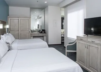 Holiday Inn & Suites Mexico Zona Reforma by IHG hotel thumbnail 7