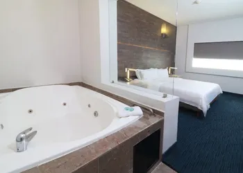 Holiday Inn Express San Luis Potosi by IHG hotel thumbnail 8