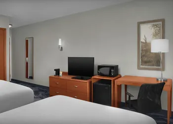 Fairfield Inn & Suites Phoenix Chandler / Fashion Center hotel thumbnail 5