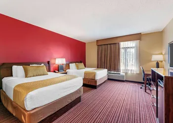 Best Western Plus Dutch Haus Inn and Suites hotel thumbnail 7