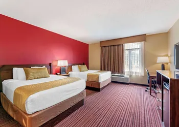 Best Western Plus Dutch Haus Inn and Suites hotel thumbnail 7