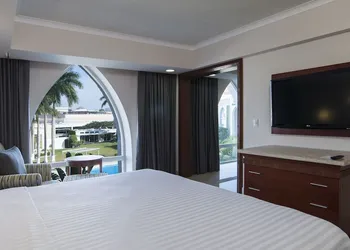 Holiday Inn Tuxtla Gutierrez by IHG hotel thumbnail 8