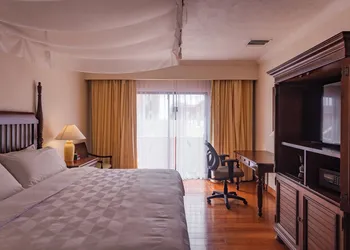 Holiday Inn Merida by IHG hotel thumbnail 8