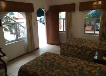 Hotel Bajo el Volcan hotel thumbnail 7