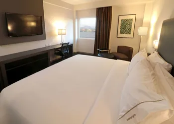 Holiday Inn Express & Suites Hermosillo by IHG hotel thumbnail 3