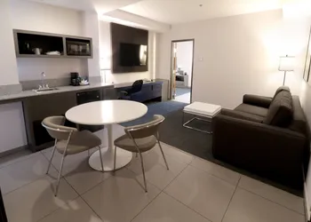 Holiday Inn Express & Suites Hermosillo by IHG hotel thumbnail 8