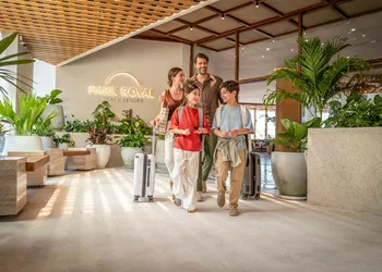 Park Royal Beach Acapulco - All Inclusive hotel thumbnail 2
