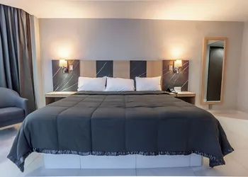 Hotel Real Plaza hotel thumbnail 3