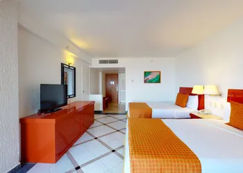 Park Royal Beach Ixtapa - All Inclusive hotel thumbnail 5