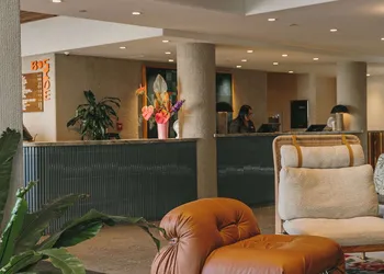 Wayfinder Waikiki hotel thumbnail 6