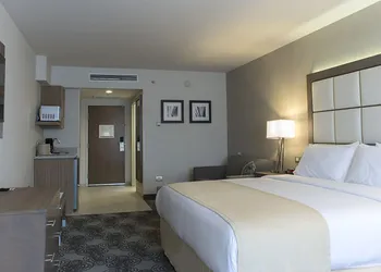 Holiday Inn Express & Suites Chihuahua Juventud by IHG hotel thumbnail 7