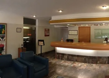 Azteca Inn hotel thumbnail 2