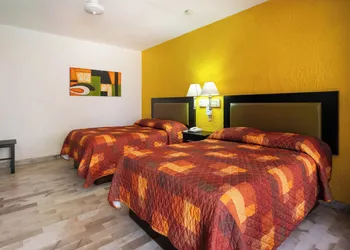 Azteca Inn hotel thumbnail 5