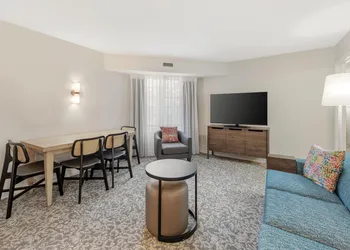 Sonesta ES Suites Austin The Domain Area hotel thumbnail 6