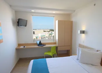One Coatzacoalcos Forum hotel thumbnail 8
