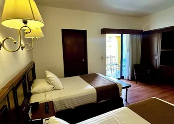 Hotel De Mendoza hotel thumbnail 6