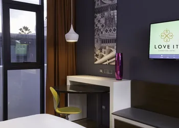 Hotel Love It CAS Consulate hotel thumbnail 5