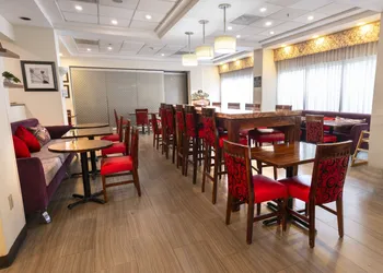 Hampton Inn by Hilton Guadalajara-Aeropuerto hotel thumbnail 5