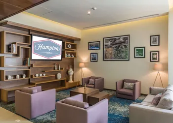 Hampton Inn & Suites by Hilton Salamanca Bajio hotel thumbnail 4
