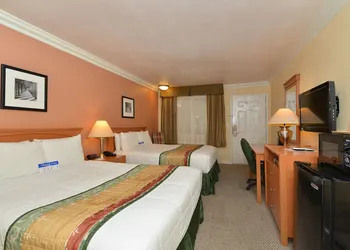 Inn By The SFO hotel thumbnail 5