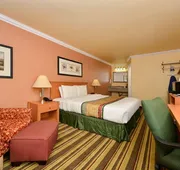 Inn By The SFO hotel detail image 7