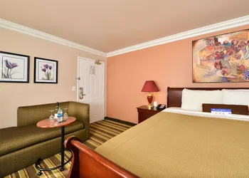 Inn By The SFO hotel thumbnail 8
