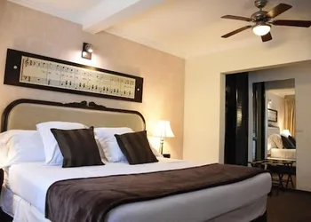 Hotel Clara Luna hotel thumbnail 3