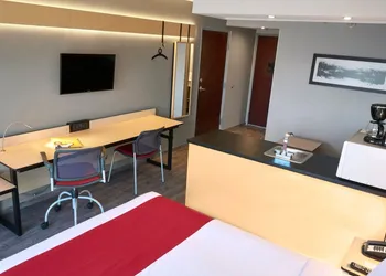 City Express by Marriott Leon hotel thumbnail 8