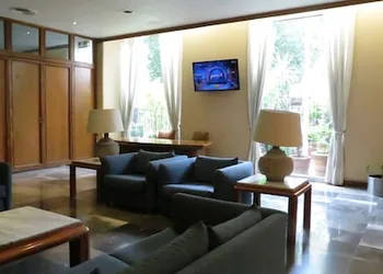Bristol Hotel hotel thumbnail 4