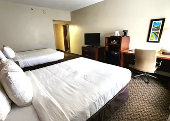 Comfort Inn & Suites Mount Pocono hotel thumbnail 7