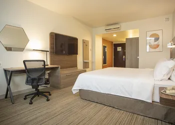 Holiday Inn Express Guadalajara Iteso by IHG hotel thumbnail 6