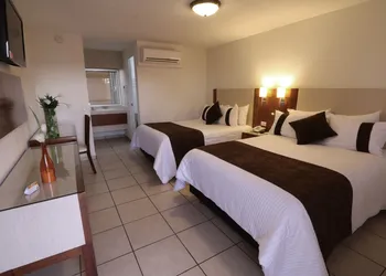 Hotel Misión Express Saltillo hotel thumbnail 5