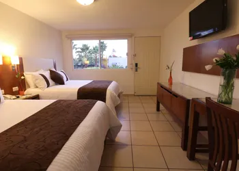 Hotel Misión Express Saltillo hotel thumbnail 6