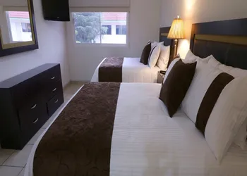 Hotel Misión Express Saltillo hotel thumbnail 8
