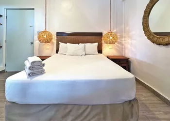 Siesta Fiesta Hotel – 5th Avenue hotel thumbnail 3