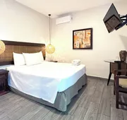 Siesta Fiesta Hotel – 5th Avenue hotel detail image 5