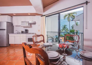 One Beach Street Puerto Vallarta hotel thumbnail 3