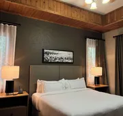 Stonewater Cove hotel detail image 7