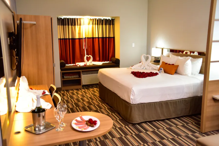 Microtel Inn & Suites by Wyndham Cuauhtemoc Campos Menonitas hotel detail image 6