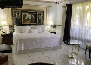Inn Galerias Hotel hotel thumbnail 8