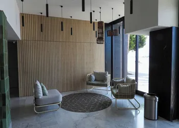 Seven Crown La Paz Malecon hotel thumbnail 2