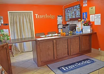 Travelodge by Wyndham Houston Hobby Airport hotel thumbnail 2