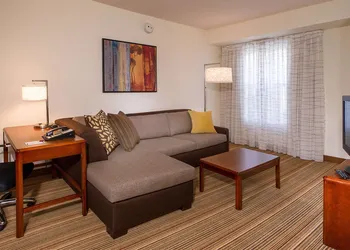 Sonesta ES Suites Charlottesville University hotel thumbnail 7