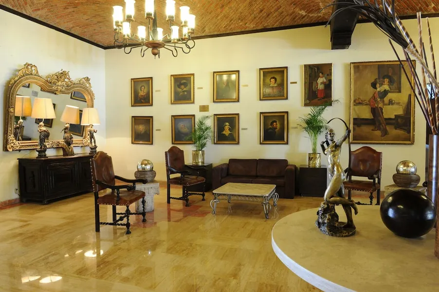 Real de Minas Poliforum hotel detail image 2