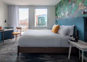 Canvas Moncton, Tapestry Collection by Hilton hotel thumbnail 5