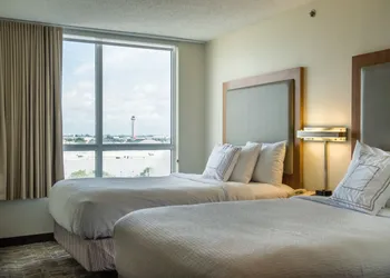 SpringHill Suites by Marriott Miami Airport South Blue Lagoon Area hotel thumbnail 6