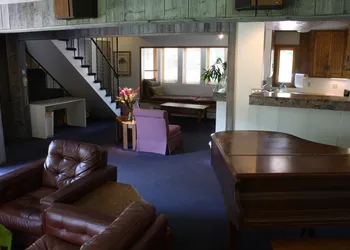 St. Moritz Lodge & Condominiums hotel thumbnail 8